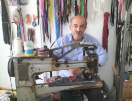 تعمیر کیف و کفش، مغازه شکوفه دولت‌آباد،